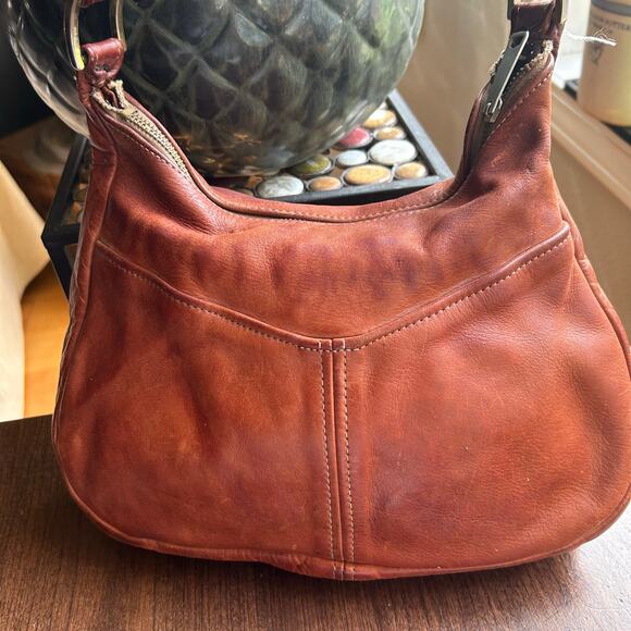 Vintage 70’s Carried Away Caramel Brown Leather hand shoulder bag - Picture 8 of 16